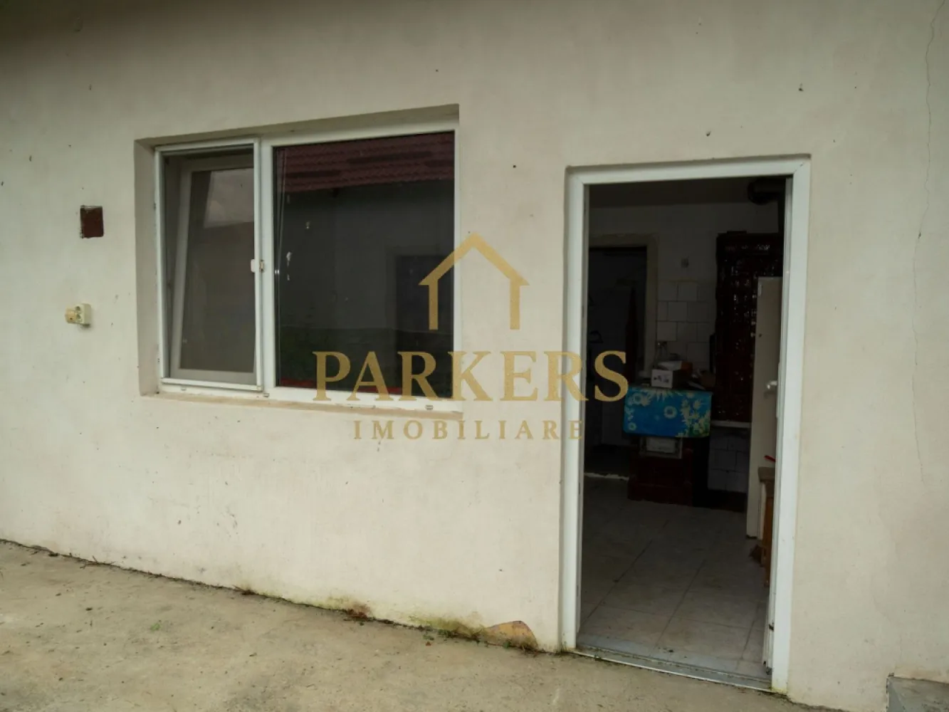 Casa de vanzare in zona de munte in localitatea Lisa