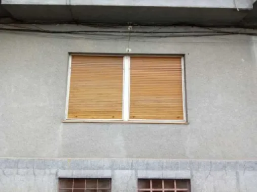 BRASADAS vinde / închiriaza ap 2 cam zona ultracentrală.