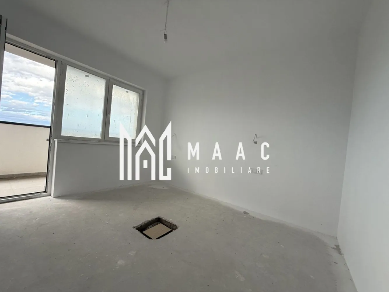 Penthouse | 4 camere | Balcon | Parcare | Terasa | D. Stanca