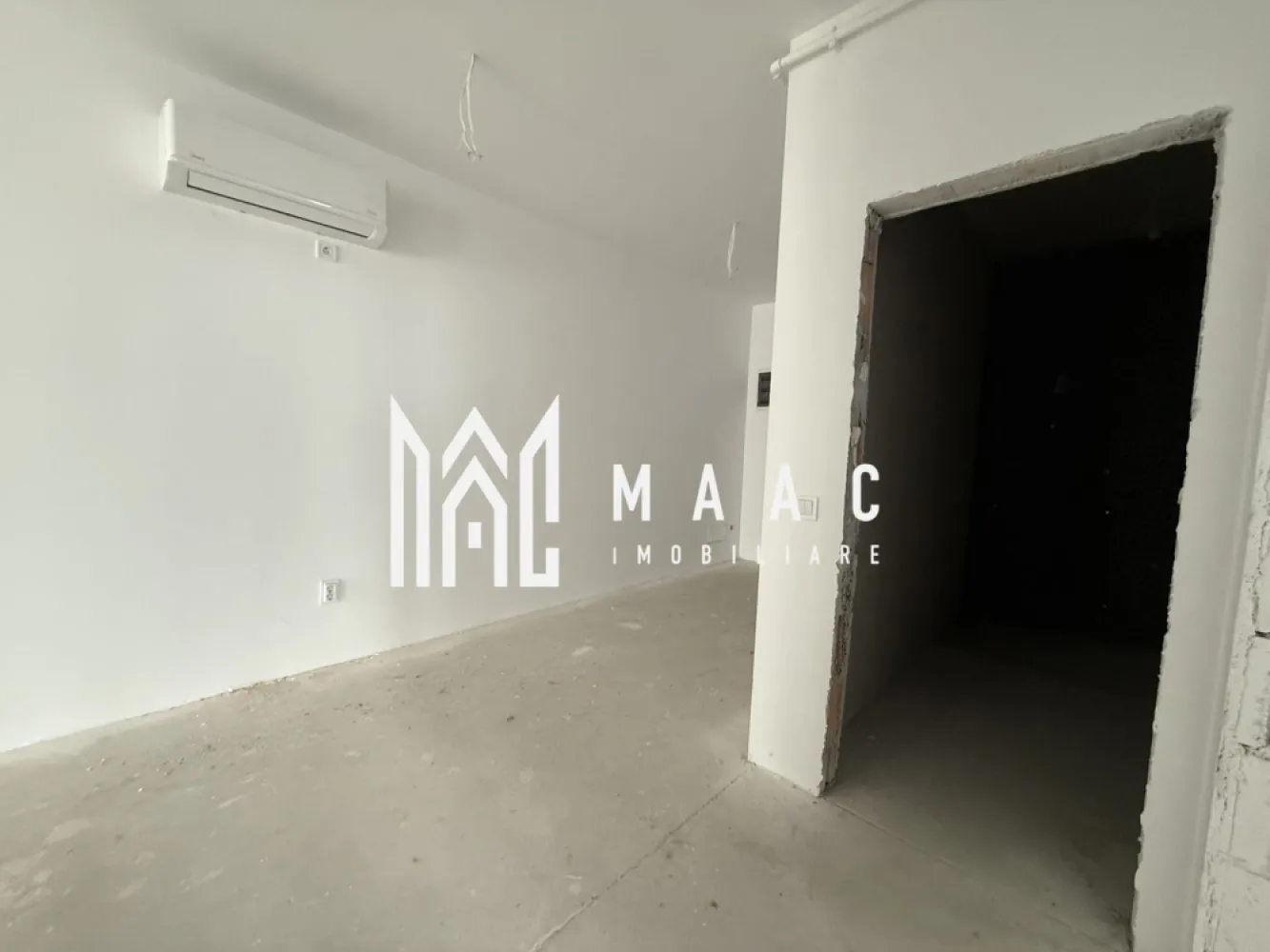 Penthouse | 4 camere | Balcon | Parcare | Terasa | D. Stanca