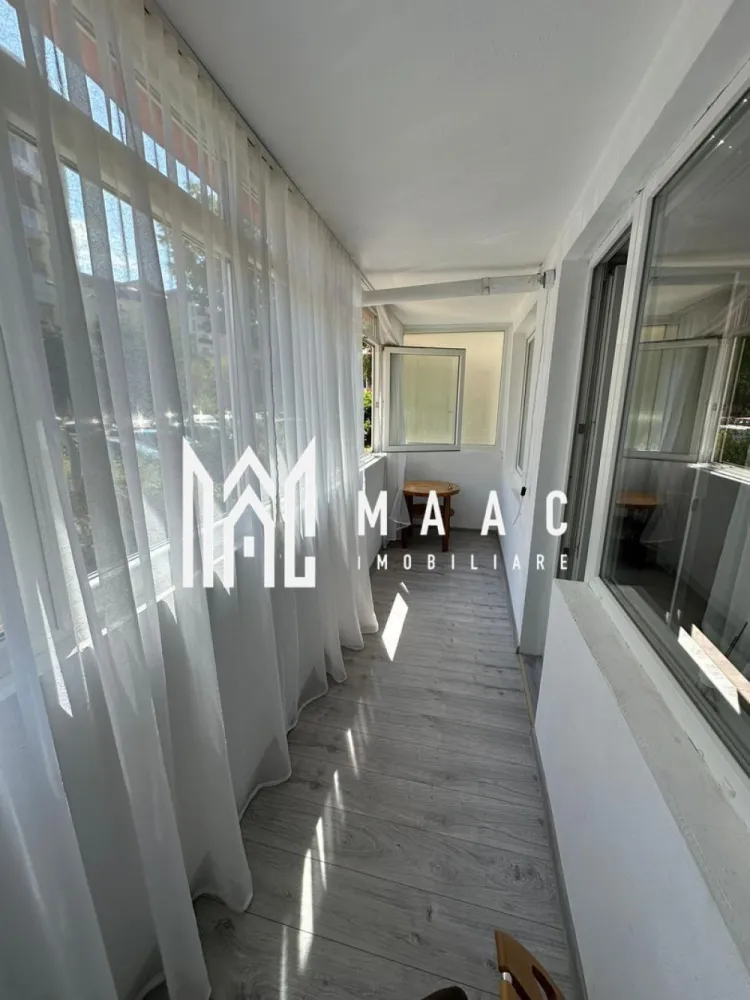Apartament 2 camere | Parter | Balcon | 54 MPU | Mihai Viteazu - MAAC Imobiliare vă propune spre închiriere un apartament cochet cu 2 camere, situat în zona Bulevardului Mihai Viteazu din Sibiu. Detalii apartament 2 camere Compartimentare: dormitor sufragerie bucătărie separată baie Etaj: parter Dotări și avantaje Complet mobilat și utilat Spațiu bine compartimentat Potrivit pentru o persoană sau cuplu Gata de locuit imediat Avantaje locație Situat în zona Mihai Viteazu Acces rapid către magazine, supermarketuri și transport public Aproape de puncte de interes din oraș Pentru mai multe informații sau pentru a programa o vizionare specificati ID: CP2985157 }}