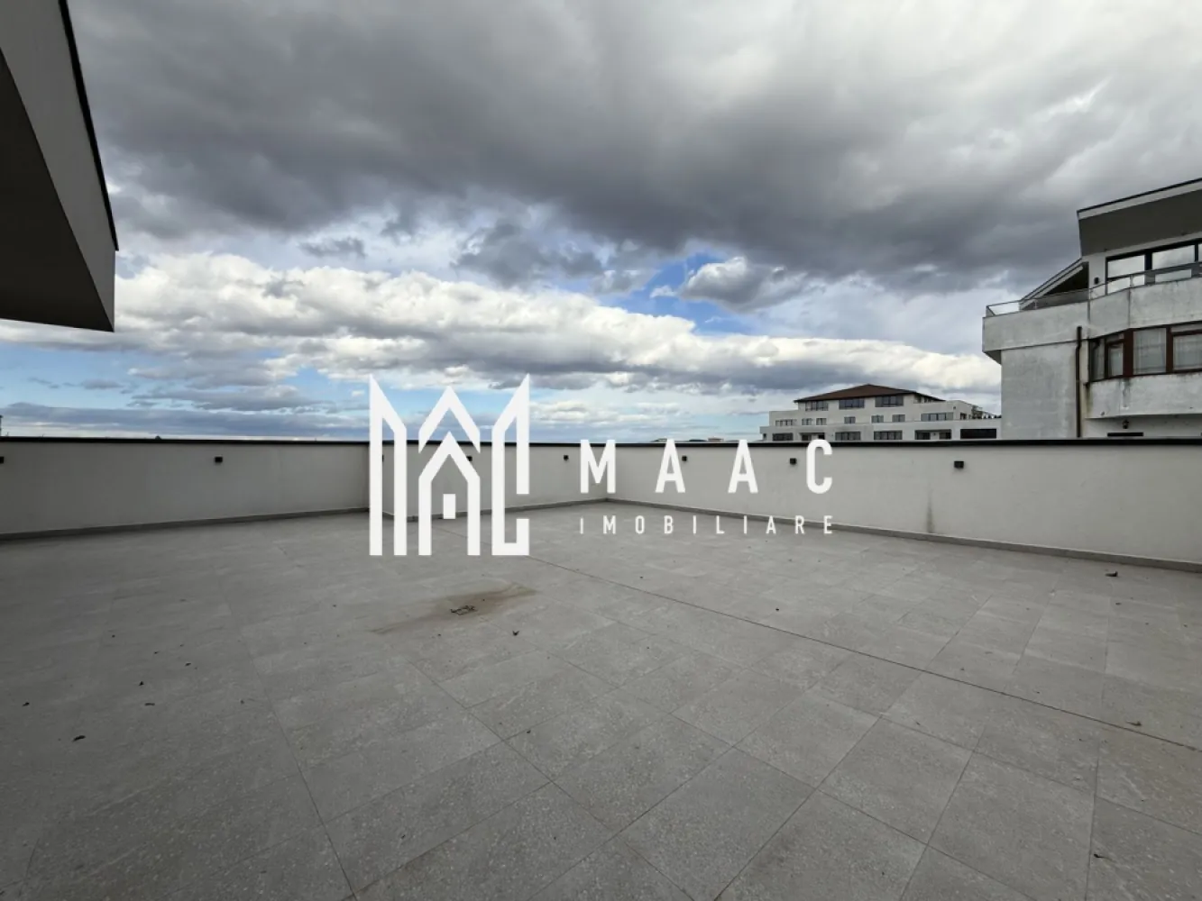 Penthouse | 4 camere | Balcon | Parcare | Terasa | D. Stanca