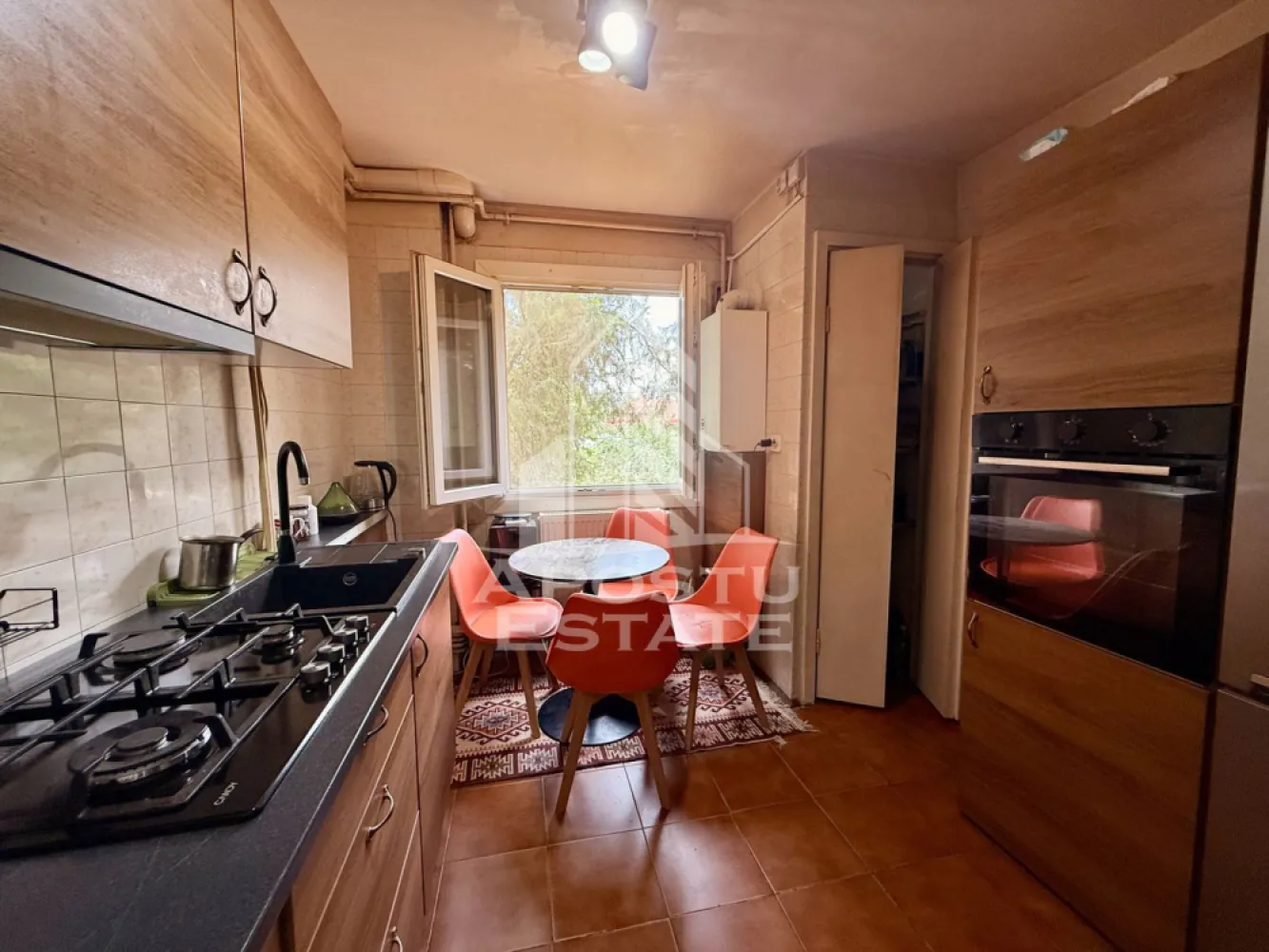 Apartament 3 camere de vanzare, zona Olimpia Stadion, Timisoara