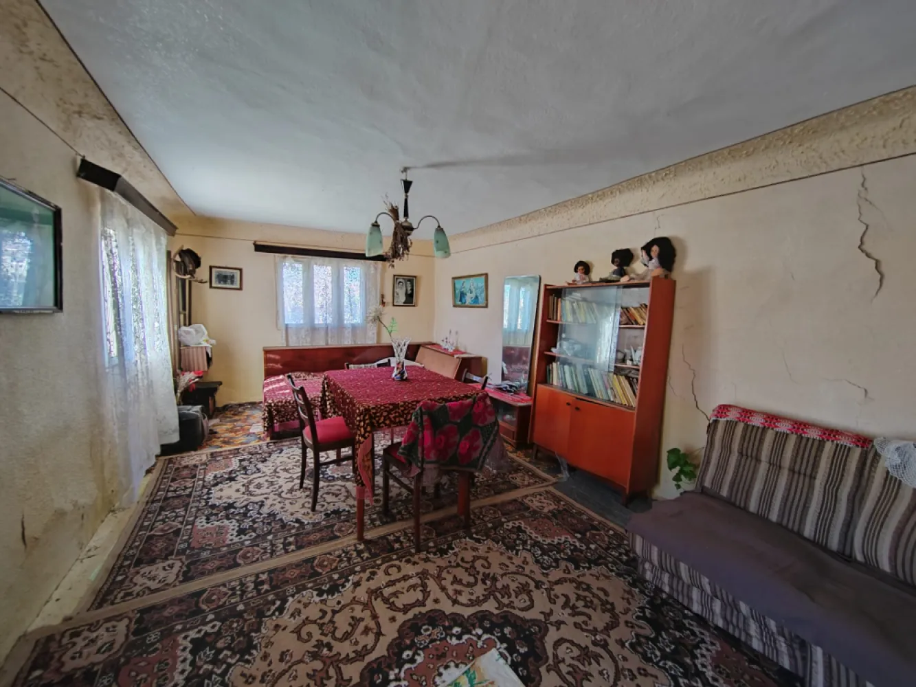 Teren generos cu deschidere 17 ml la stradă + casa– Vadul Părului, Albești, PH