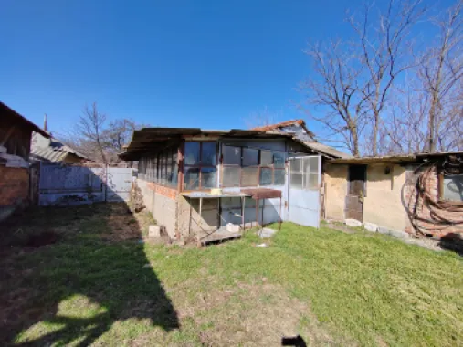 Teren generos cu deschidere 17 ml la stradă + casa– Vadul Părului, Albești, PH