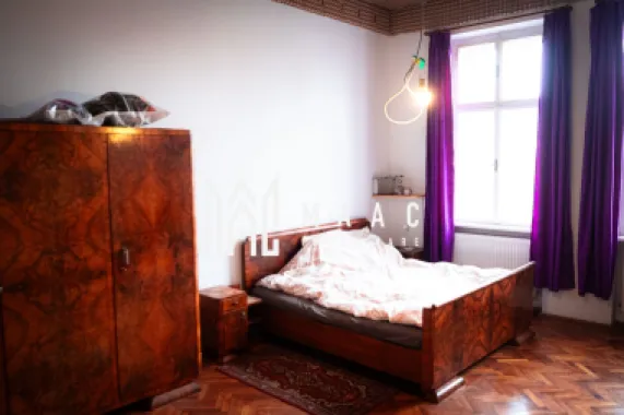 Apartament la Vila | 3 Camere | 150MPU | Parcare privata