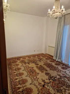 Ag BRASADAS închiriază ap 2 cam 86mp Etaj 2/3 zona ROMANA.