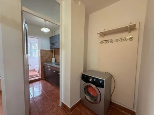 Chirie, apartament, 1 camera, 30 mp, Traian Lalescu Oradea. 250 E/lună