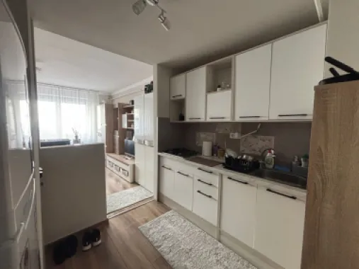 BRASADAS vinde garsoniera la PARTER