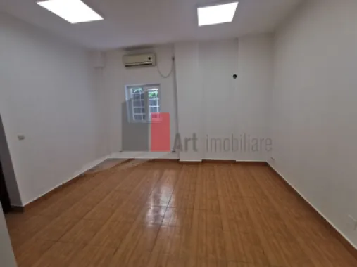 %0 Comision Spatiu comercial de inchiriat in zona Kogalniceanu/Cismigiu
