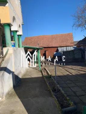 Casă tradițională cu potențial în inima Ardealului