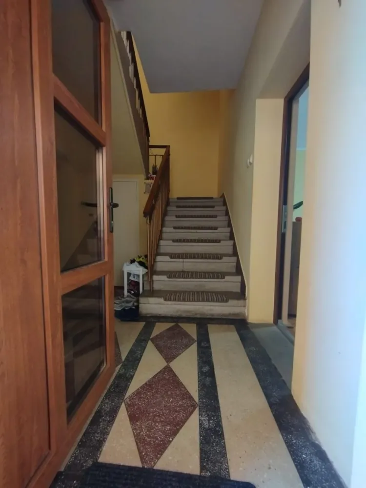 BRASADAS vinde casă cu etaj in zona Lidl.