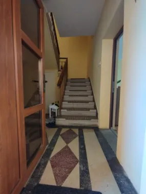 BRASADAS vinde casă cu etaj in zona Lidl.