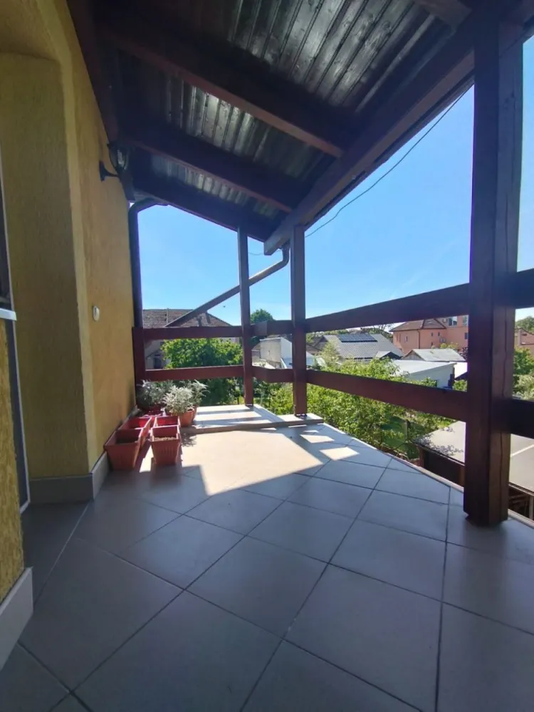 BRASADAS vinde casă cu etaj in zona Lidl.