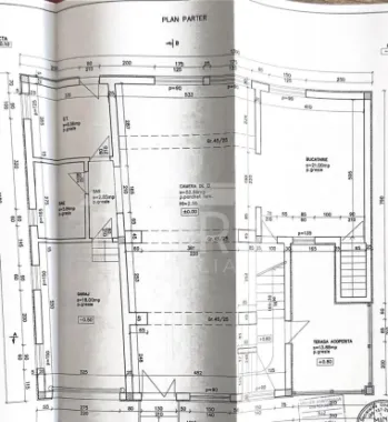 🏡 Casă spațioasă de vanzare | 202 mp utili | Tofalău | 180.000 €