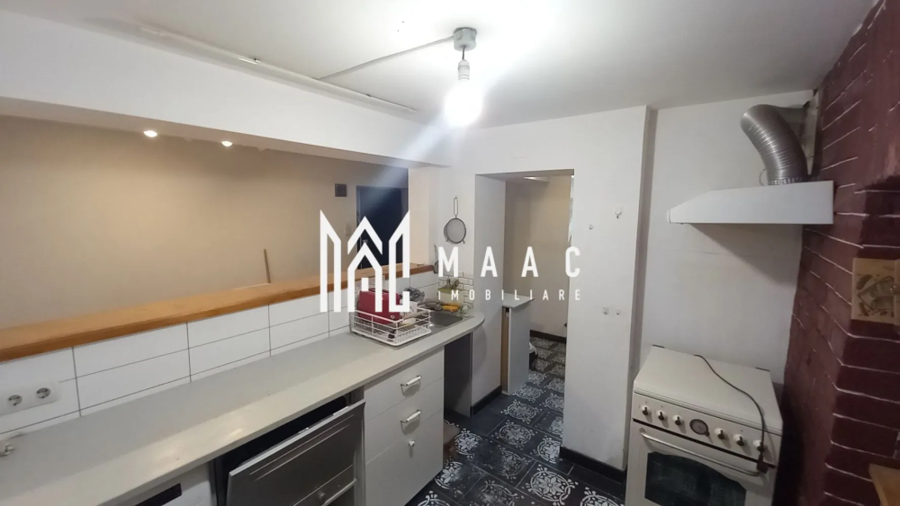 Apartament la casă | Decomandat | 100 MPU | Central