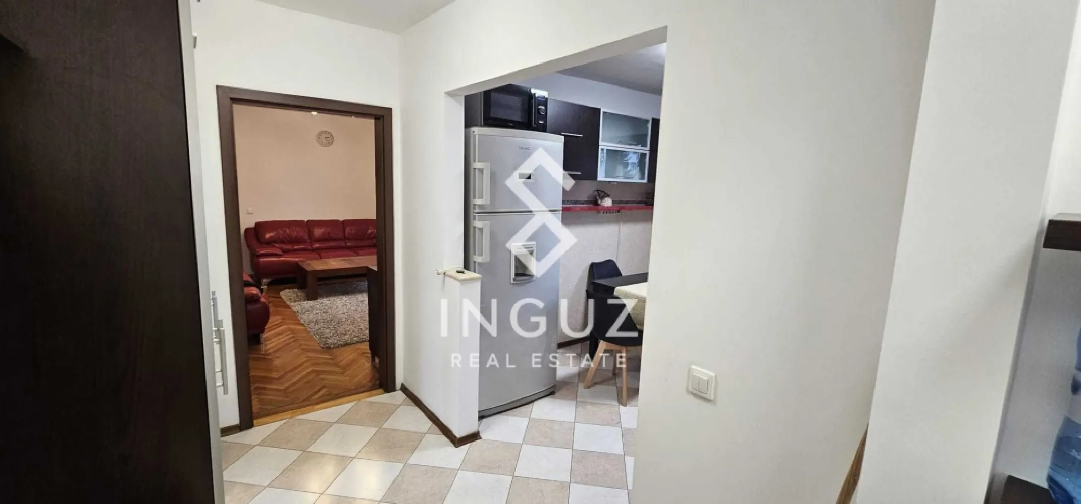 3-Room Apartment for Rent – Titan / School 196 | Sector 3 - 3-Room Apartment for Rent – Titan / School 196 | Sector 3 Spacious and well-located 3-room apartment available for rent in the Titan area, close to School 196 and Kindergarten 191 (Strada Cozla nr. 8). Ideal for families or long-term tenants seeking a quiet residential environment. Property Details: • 3 rooms • Usable area: 68 sqm • Floor: 3 / 4 • Fully furnished and equipped • Practical and comfortable layout Features & Amenities: • Central heating system with individual meters • 2 air conditioning units • Fully equipped kitchen and appliances • Access to shared drying room (1 day/week reserved) • Thermal insulated building Additional Benefits: • Parking space available (paid for current year; renewal optional) • Quiet residential area • Close to schools, shops, and public transport 💰 Rent: €550 / month + utilities 💰 Deposit: 1 month 💰 Agency commission: 50% of one month rent Inguz Real Estate 📱 +40 774 017 567 | +40 724 922 092 ✉️ info.inguzrealestate.com }}
