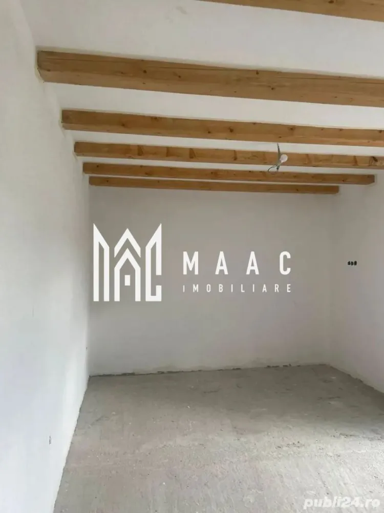 Casa | 5 camere | Teren 650 MP | | 170 MPU | Cornatel - Maac imobiliare va propune spre vânzare o proprietate deosebită, recent construită, care îmbină armonios funcționalitatea modernă cu spații generoase, perfectă pentru o familie care își dorește confort, natură și acces rapid către oraș. Casa este inteligent compartimentată și dispune de 4 dormitoare luminoase, fiecare cu dressing propriu, oferind intimitate și organizare excelentă. Zona de zi este compusă dintr-un living open-space cu bucătărie, un spațiu primitor și ușor de personalizat după stilul viitorilor proprietari. Locuința mai cuprinde 3 băi, o pivniță utilă pentru depozitare, garaj cu baie, și nu mai puțin de 3 balcoane de unde vă puteți bucura de priveliști deschise. La exterior, proprietatea impresionează printr-o curte generoasă de 650 mp, cu teren atât în fața, cât și în spatele casei, ideal pentru amenajarea unei grădini, a unui loc de joacă sau a unei zone de relaxare. Tot în curte se află un grătar din cărămidă, perfect pentru momentele petrecute cu familia și prietenii. Casa dispune de izolație exterioară pentru un consum redus de energie, iar gazul este tras până la poartă, facilitând racordarea rapidă. Pentru mai multe detalii si programarea unei vizionari, va invitam sa contactati Maac imobiliare, specificand: CP2823320 }}