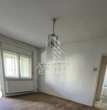 Apartament 2 camere, 55 mp + boxă, Complex Studențesc /Sala Olimpia