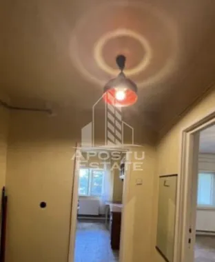 Apartament 2 camere, 55 mp + boxă, Complex Studențesc /Sala Olimpia