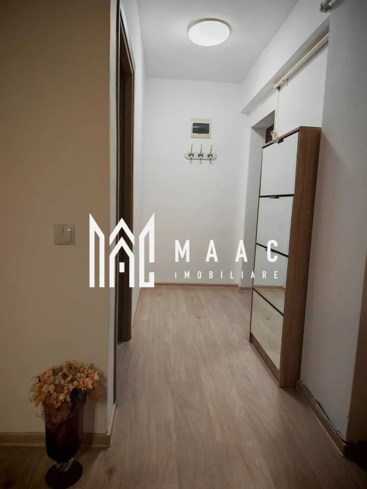 Apartament 3 camere I Pet friendly I zona Doamna Stanca - MAAC Imobiliare propune spre închiriere un apartament modern cu 3 camere (2 dormitoare + living open space), aflat la prima închiriere după renovare. Locuința oferă două dormitoare primitoare, un living spațios tip open space, baie cu geam pentru aerisire naturală, balcon ideal pentru relaxare și se află la etajul 6, beneficiind de liniște și lumină naturală. Apartamentul este complet renovat, zugrăvit, parchet nou, saltea, perne și pilote noi. Poziționarea este excelentă: grădiniță vis-a-vis (ideal pentru familii), la doar 2 minute de Kaufland, Mega Image și Carrefour, aproape de Shopping City și înconjurat de parcuri pentru plimbări și timp liber. Pentru detalii sau vizionare, vă rugăm să menționați ID: CP2823145. }}