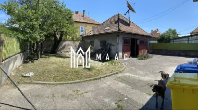 Logo MAAC IMOBILIARE logo