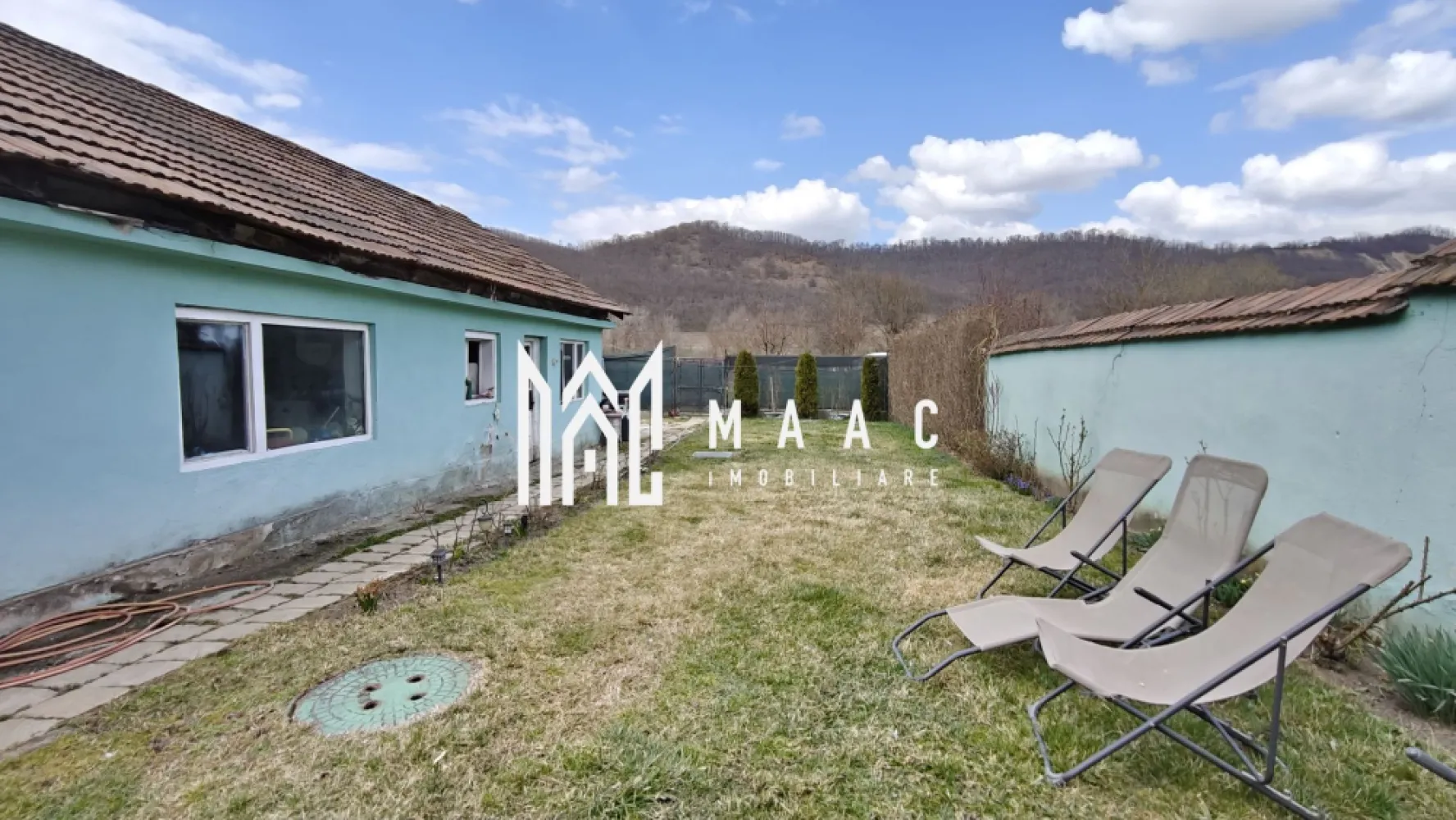 Casă 3 camere I Curte 814mp I Pivniță I Garaj I Axente Sever