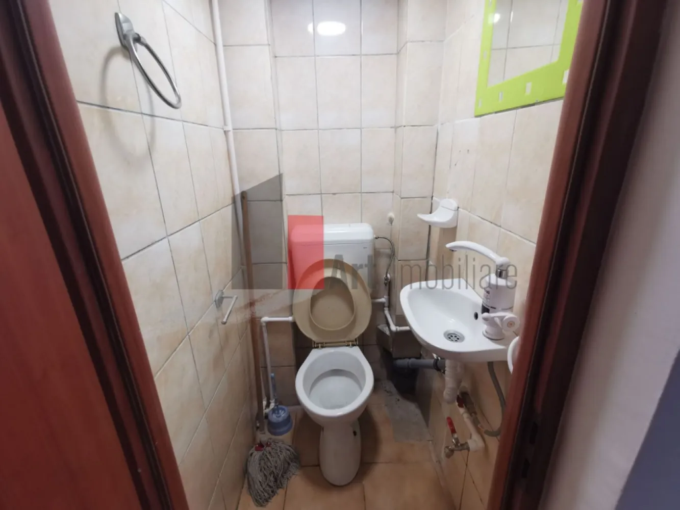%0 Comision Spatiu comercial de inchiriat in zona Kogalniceanu/Cismigiu