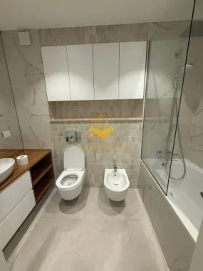 3 camere, 2 bai, garaj Zona Centrala, Meron, NTT Data,Bosch,Constanta