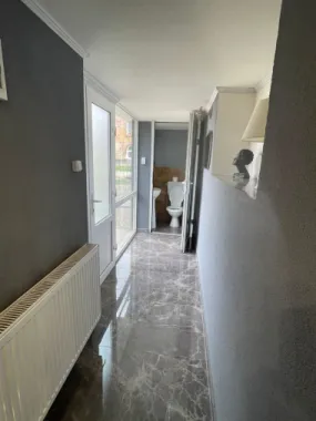 Salon / Frizerie de închiriat – complet utilat, Zona Episcopia Bihor