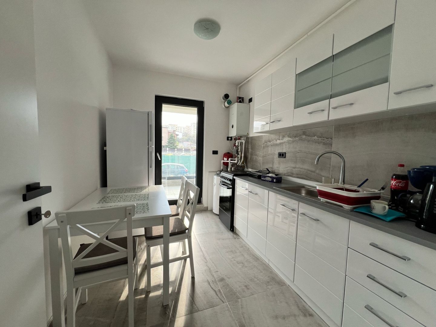 BRASADAS închiriază ap 2 cam etaj 2/5 ROKA RESIDENCE