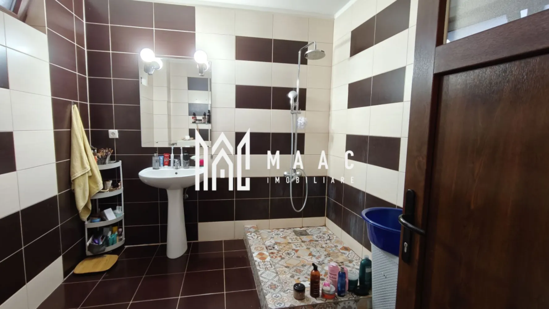 Apartament 145 mpu Open- Space I Terasă I Parcare I Central