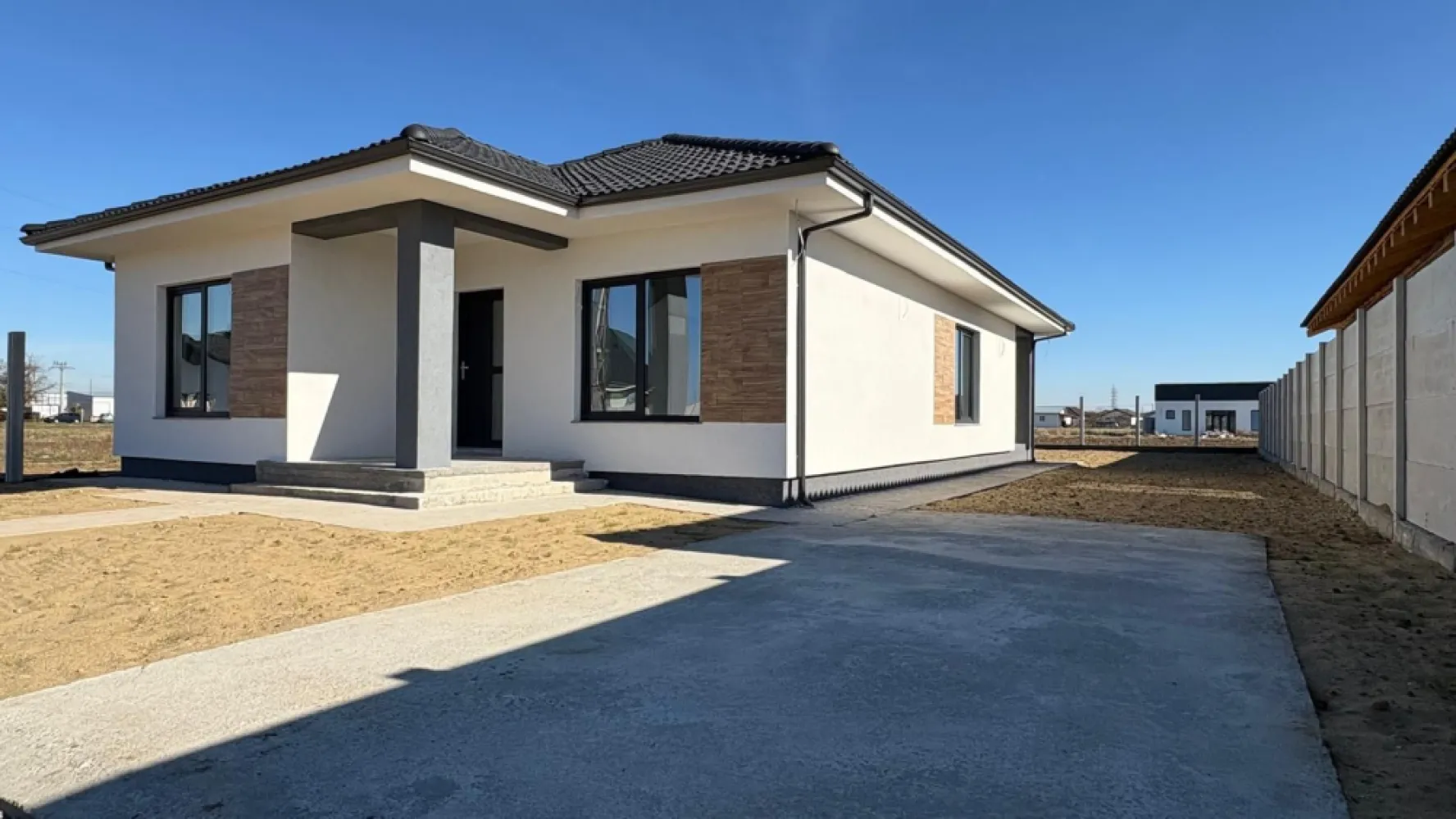 Casa Santandrei, 159 000 E (neg). Comision 0.