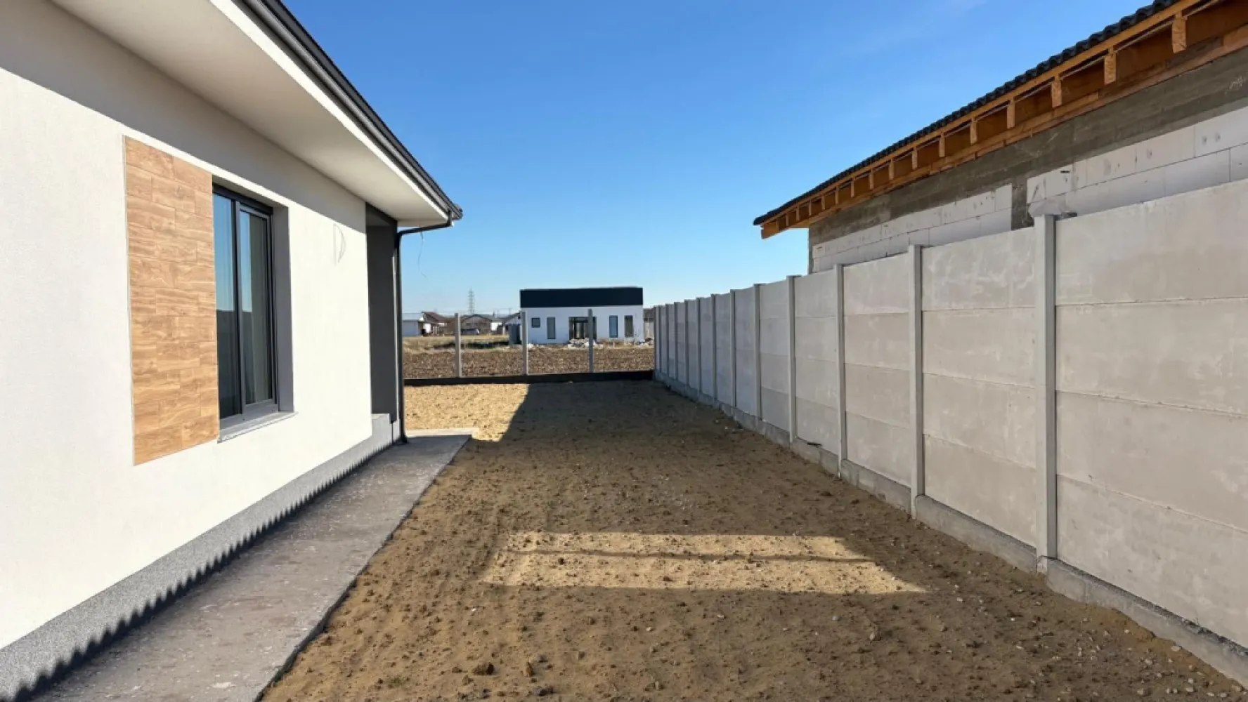 Casa Santandrei, 159 000 E (neg). Comision 0.