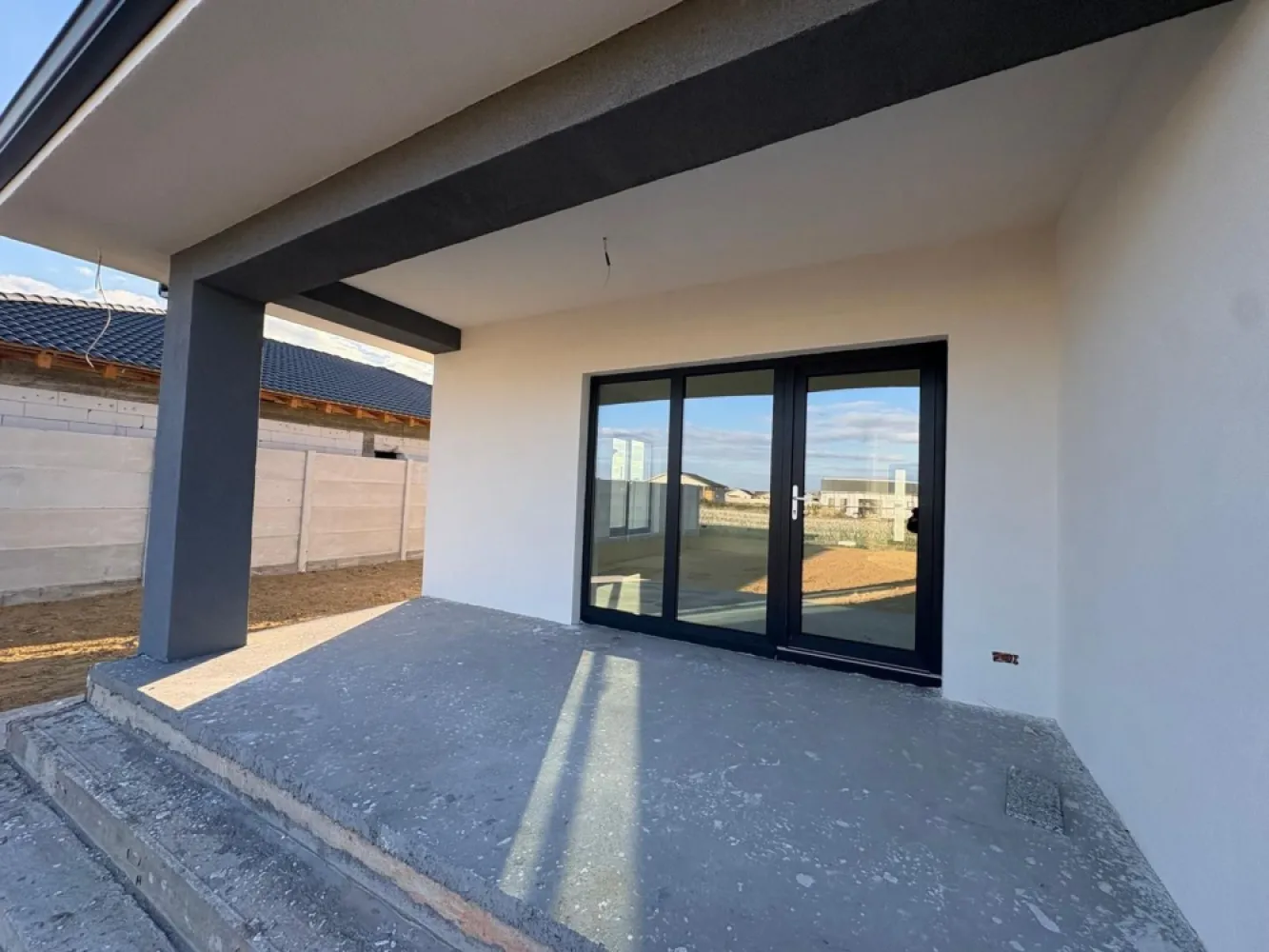 Casa Santandrei, 159 000 E (neg). Comision 0.