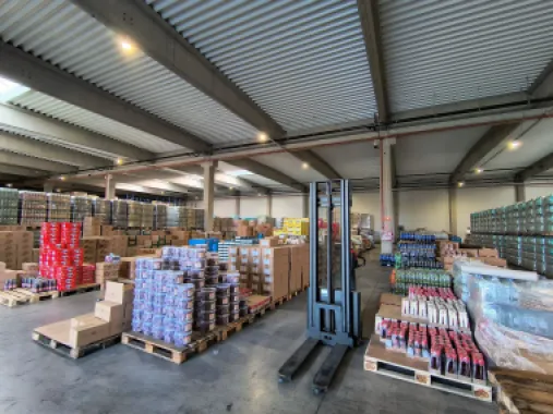 Hală industrială nouă, 2 000 mp. 3,5 Euro + TVA/lună/mp. Comision 0