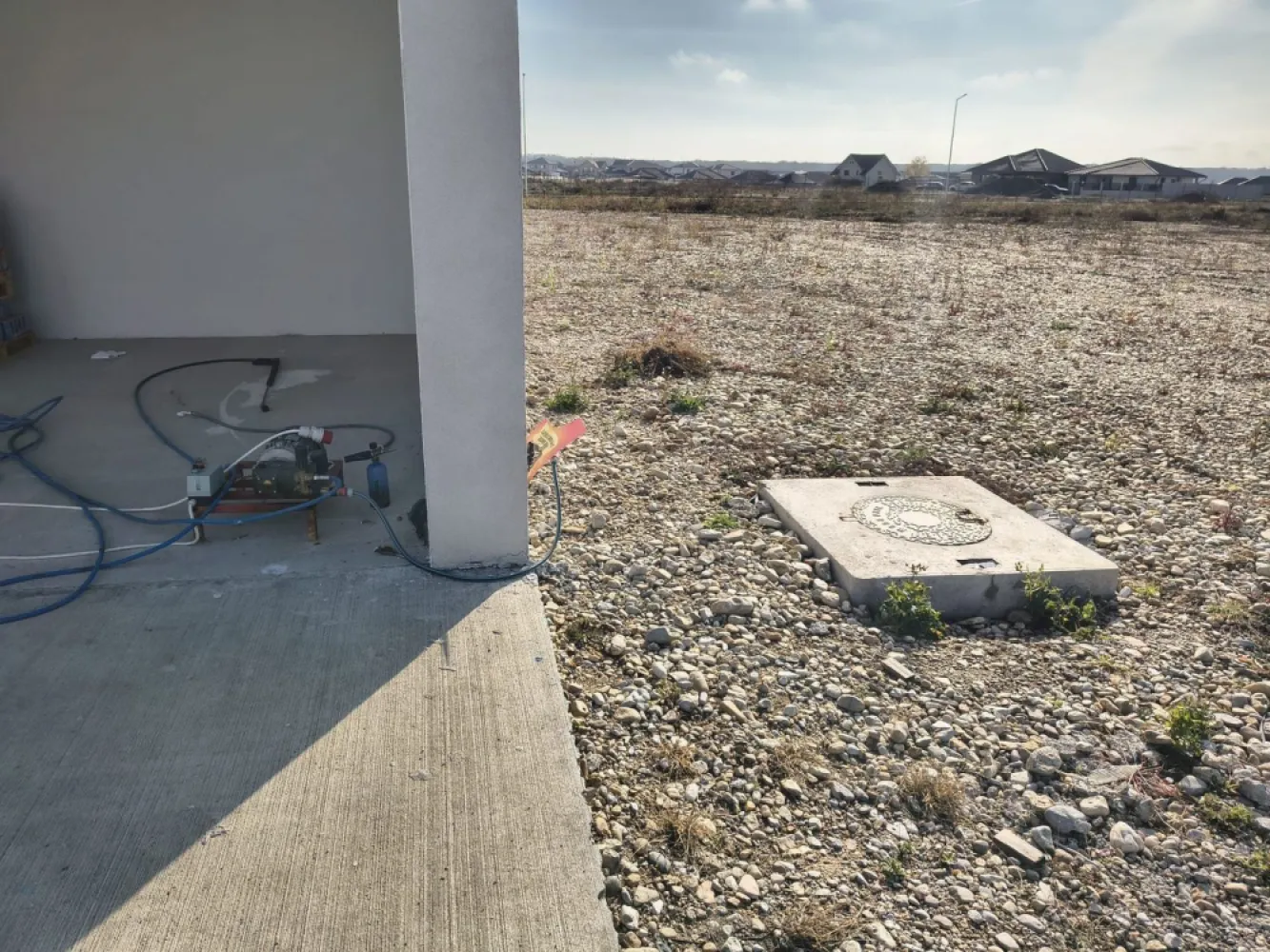 Hală industrială nouă, 2 000 mp. 3,5 Euro + TVA/lună/mp. Comision 0