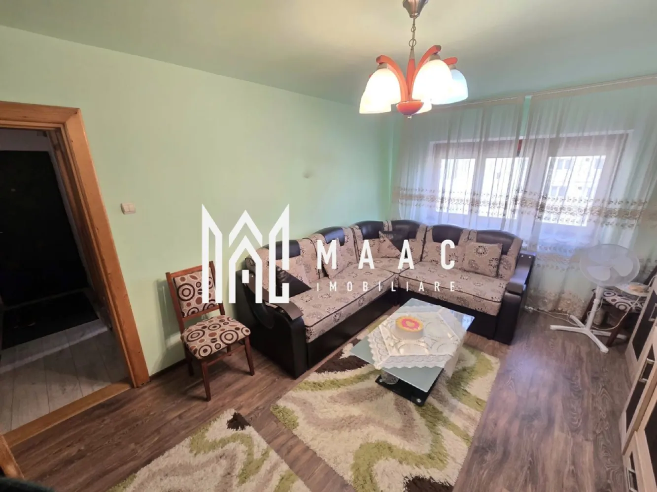 Apartament 4 camere 2 bai Strand