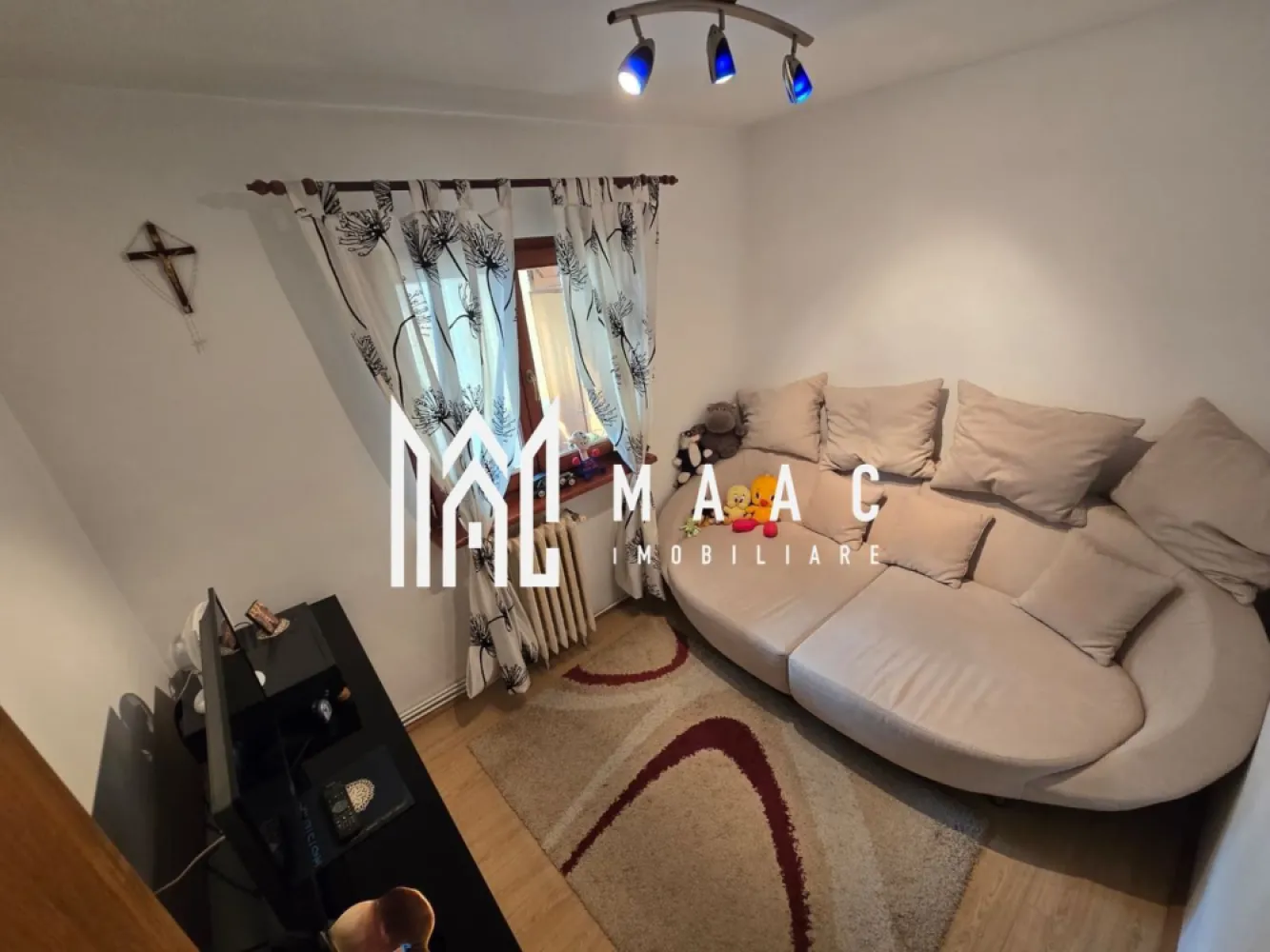 Apartament 4 camere 2 bai Strand