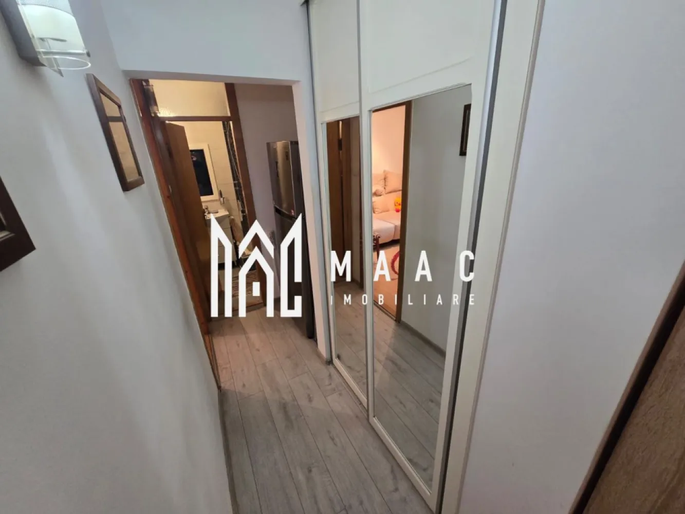 Apartament 4 camere 2 bai Strand