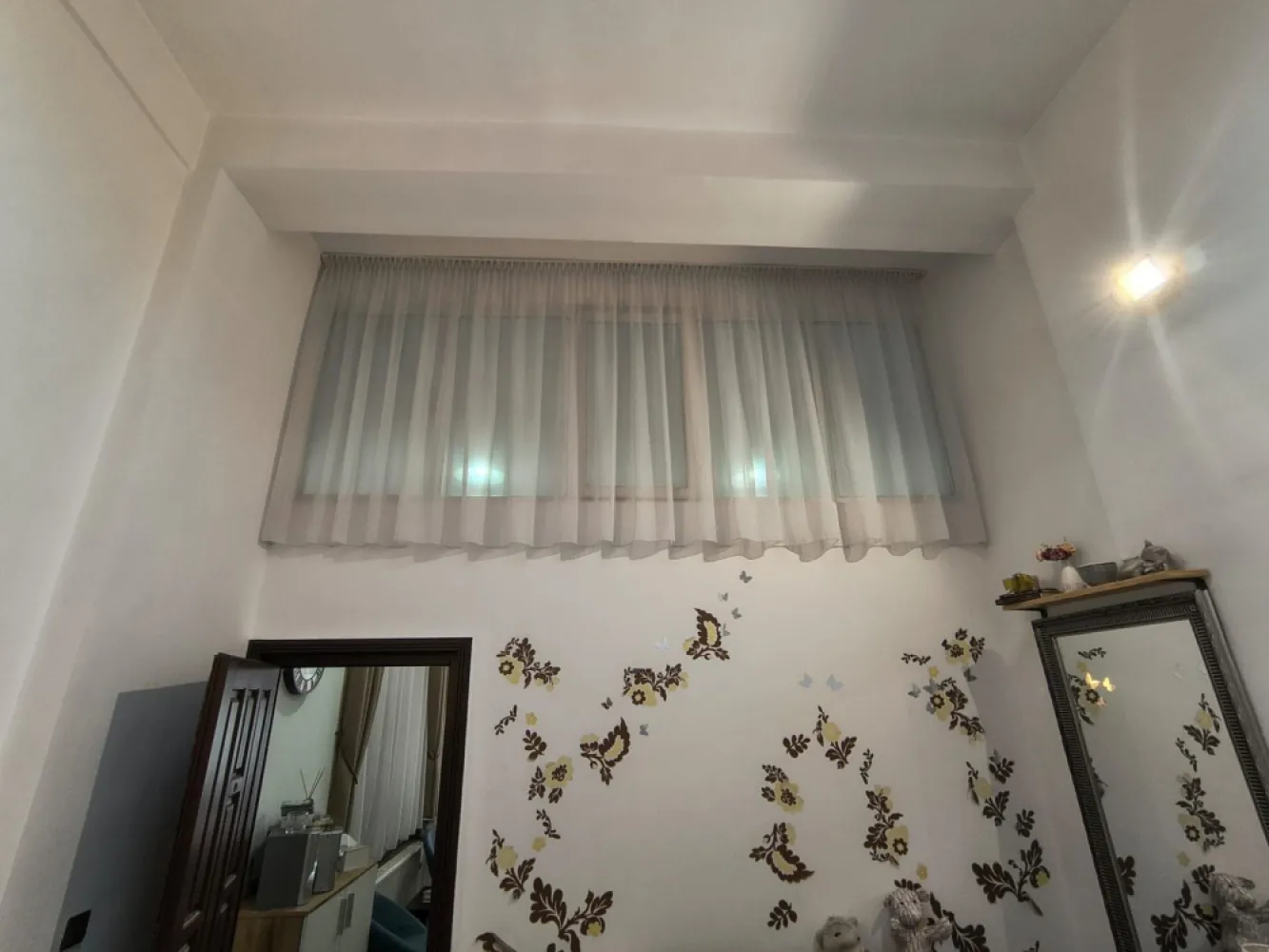 Spatiu comercial, ultracentral, Republicii, Oradea. 95 000 E. Com 0