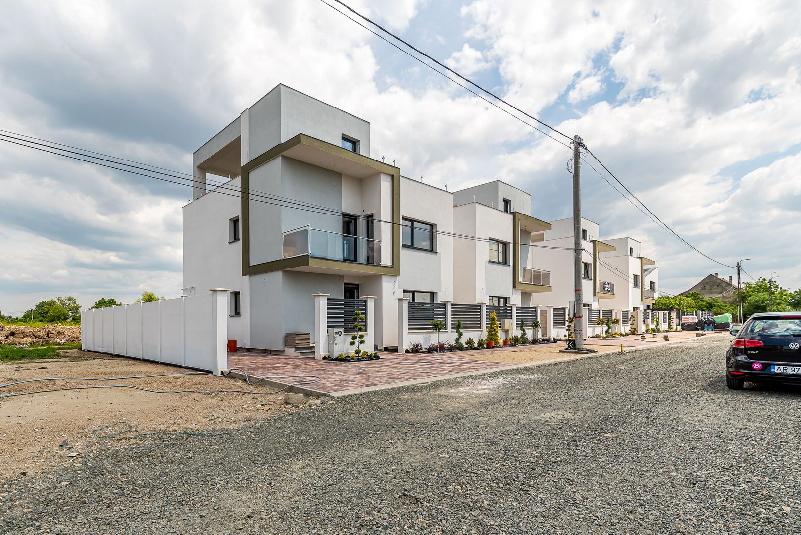 Casă nouă 2025 cu terasă rooftop – 5 camere, design modern, în Gai