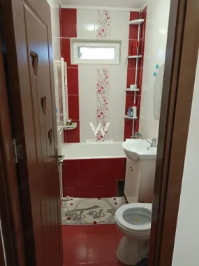 Apartament 2 camere de vanzare, zona Cedonia