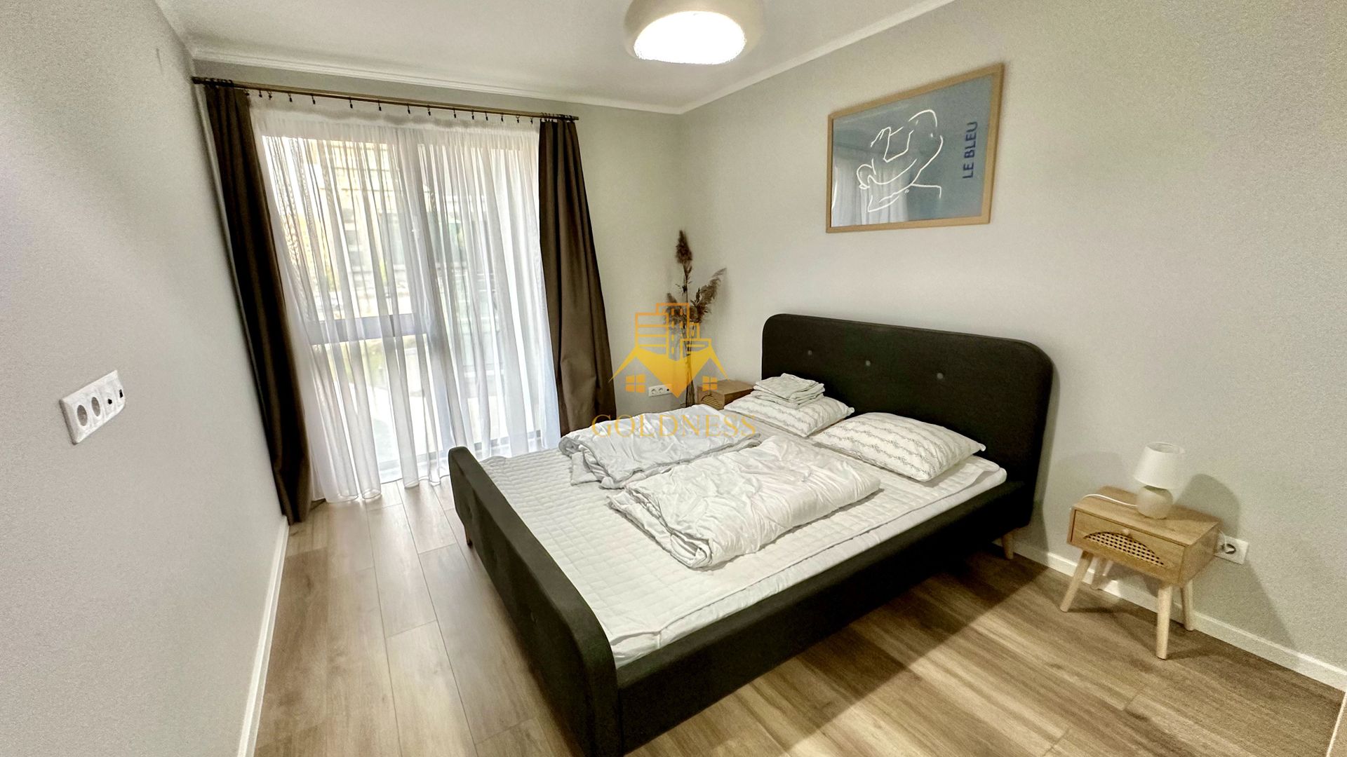 2 camere, Marasti, The Nest, The Office, 21 Dec, Prima inchiriere