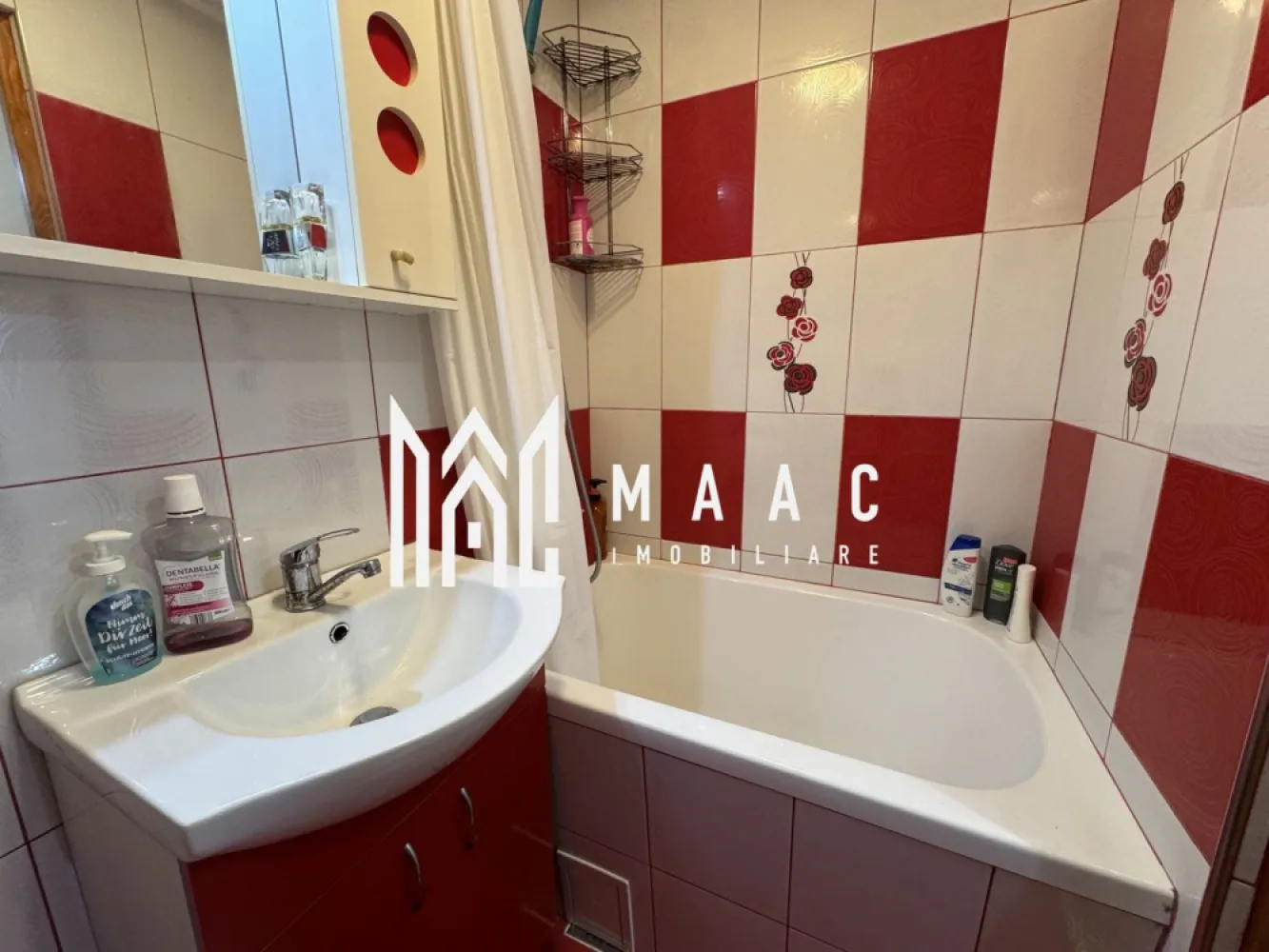 Apartament 3 Camere I Renovat I Etaj 3 I Lacul lui Binder