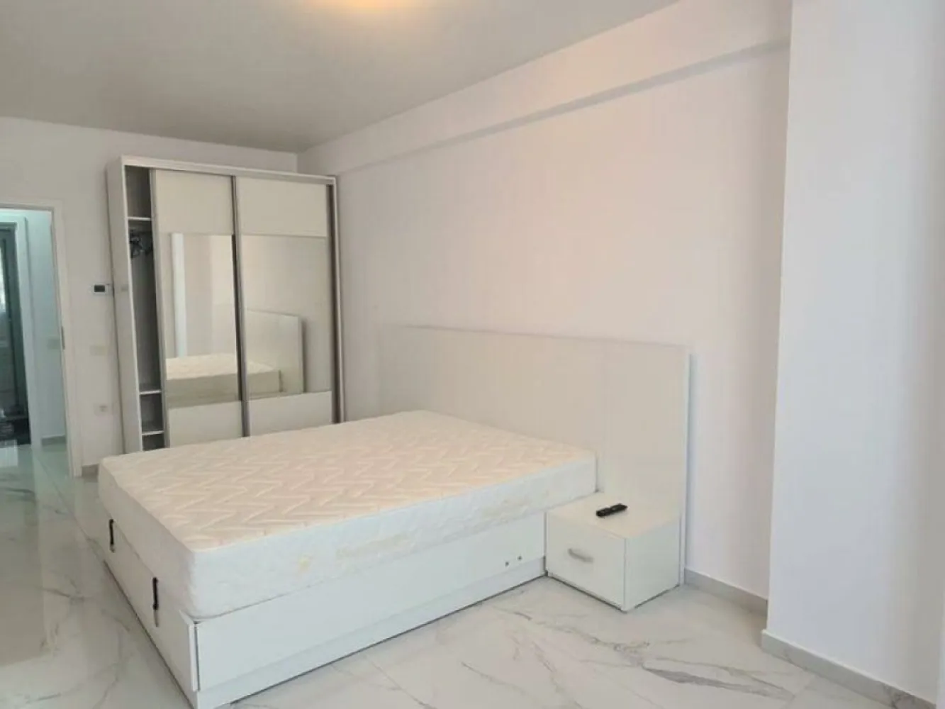 Aparatament 2 camere, Micro 17 - bloc Roka, langa Penny