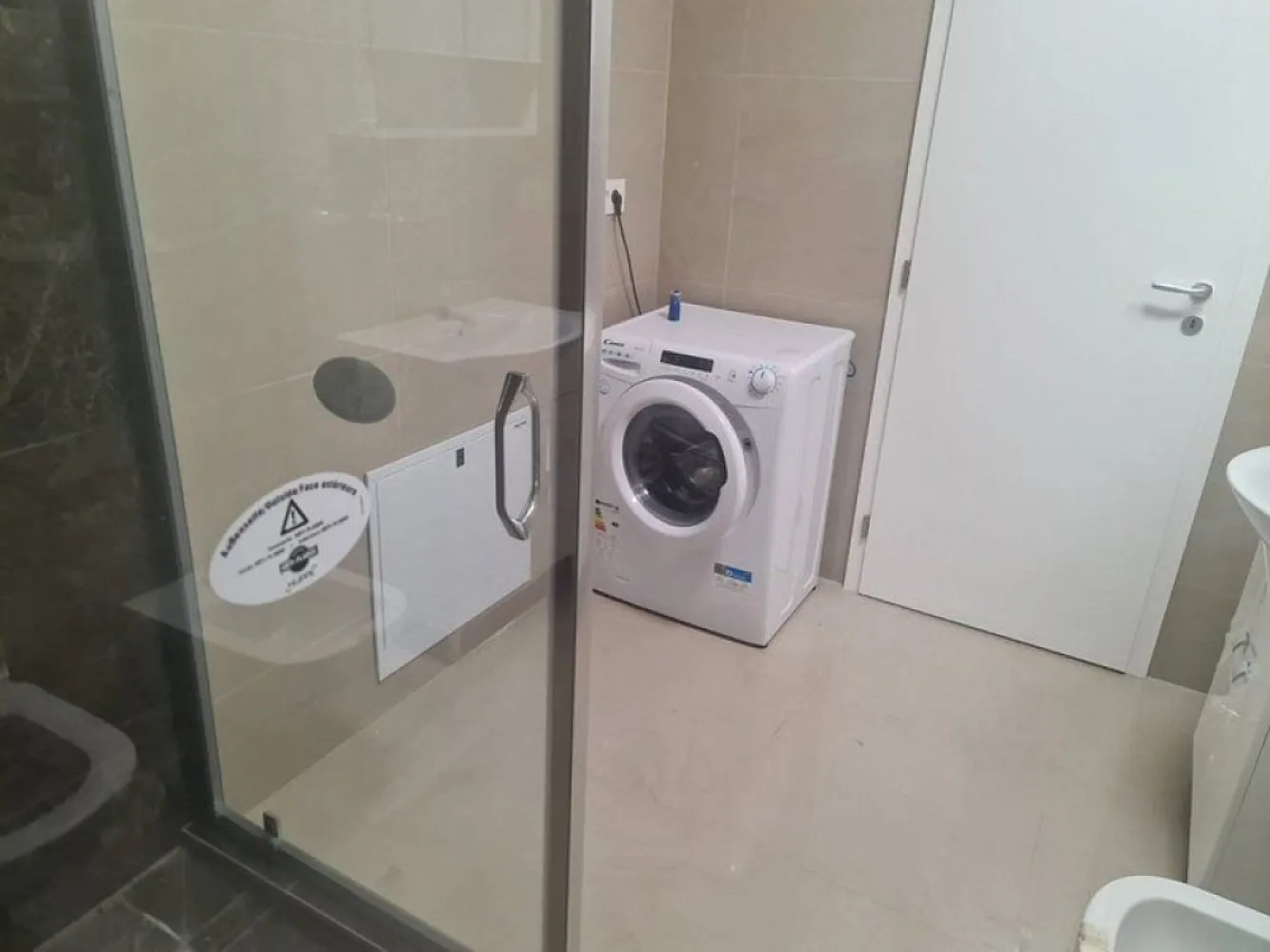 Apartament cu 2 camere, mobilat si utilat - Roka Residence, Micro 17