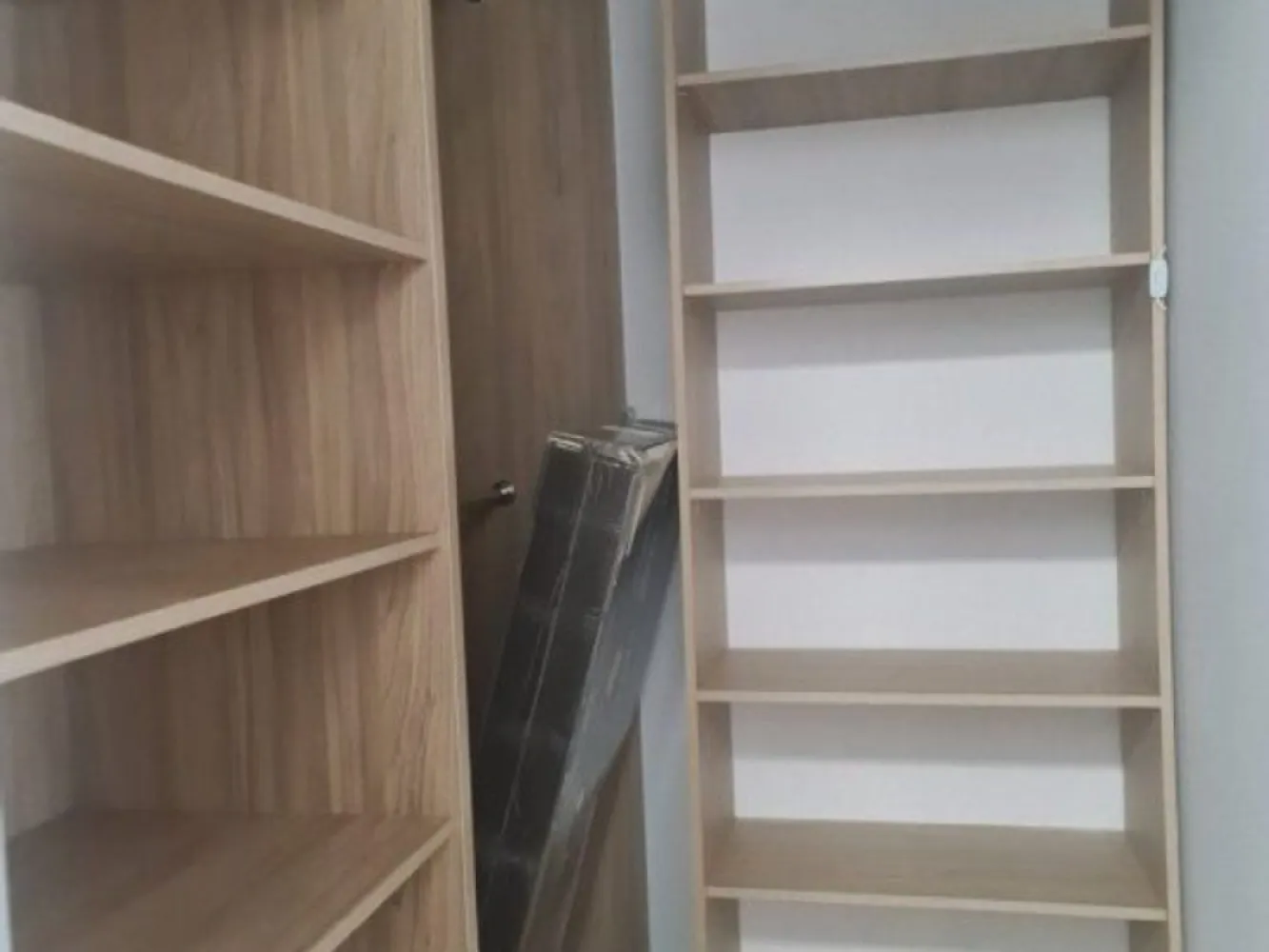 Apartament cu 2 camere, mobilat si utilat - Roka Residence, Micro 17