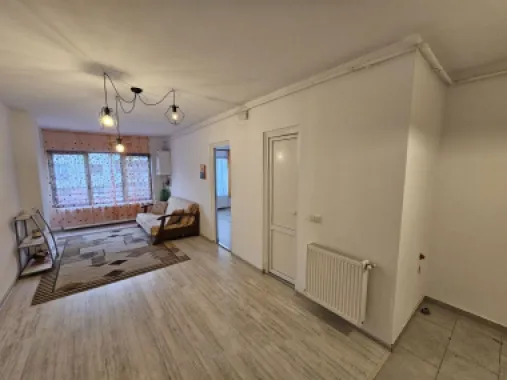 BRASADAS vinde ap Nou cu 2 cam etaj 2/4 in Carpați 2.