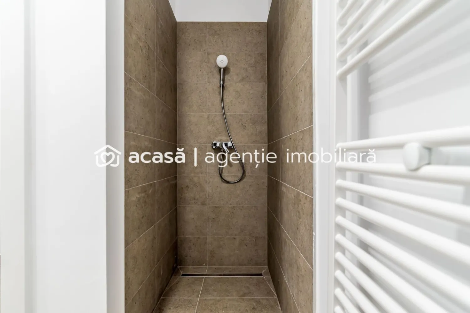 4646 mp - Hala industriala de inchiriat in Parc Industrial Arad